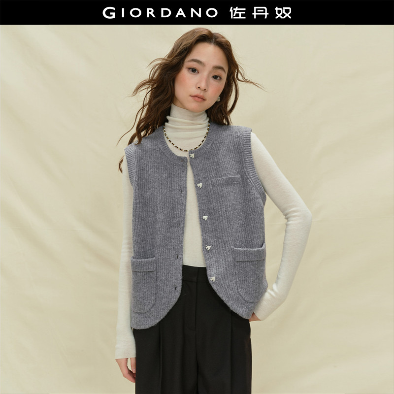 设计师款佐丹奴针织马甲女miu系圆领双口袋针织背心开衫18355225