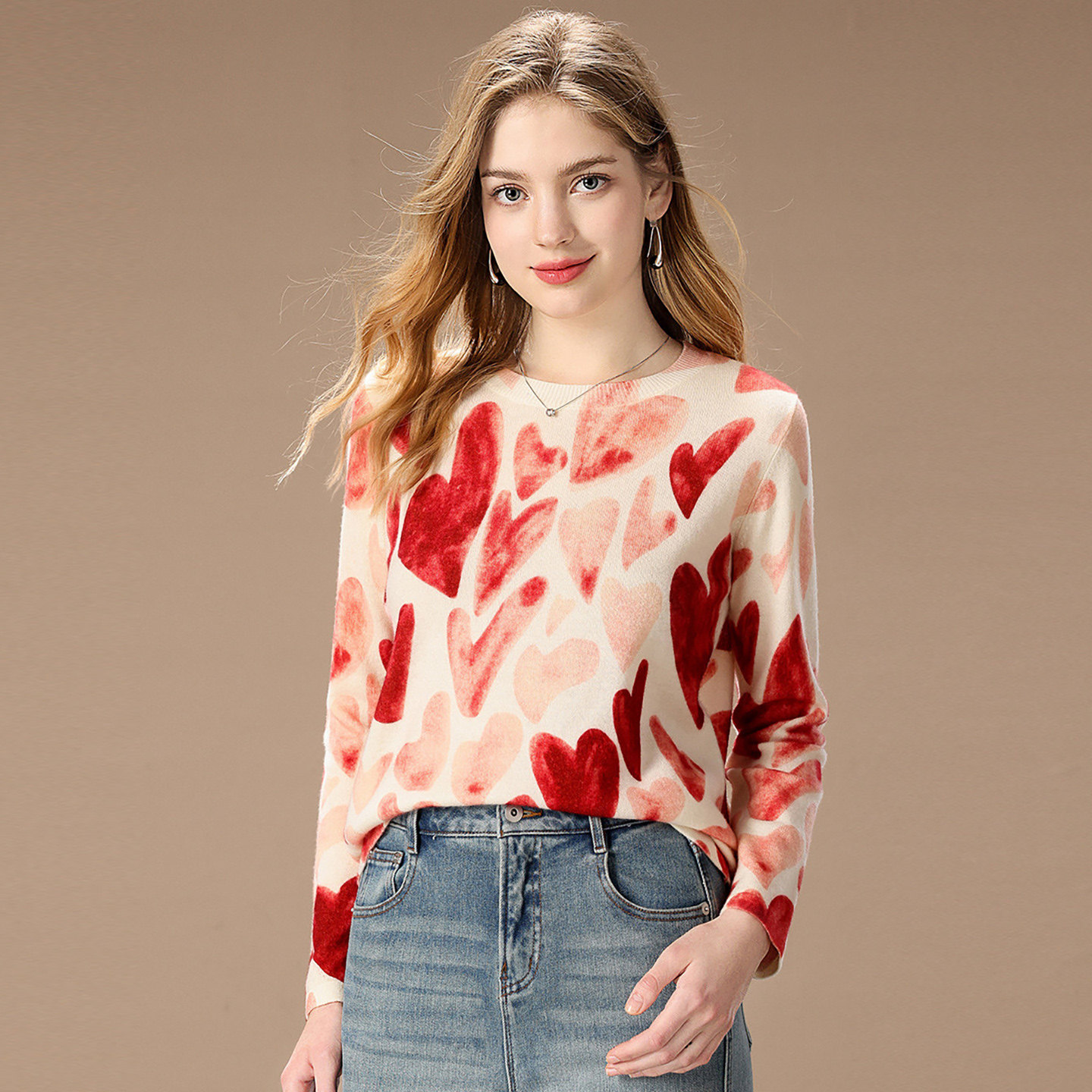 新年羊绒羊毛混纺爱心印花圆领针织衫女长袖软糯亲肤保暖打底毛衣,女装/女士精品,毛针织衫,淘宝优惠券,粉丝福利购,淘宝优惠卷