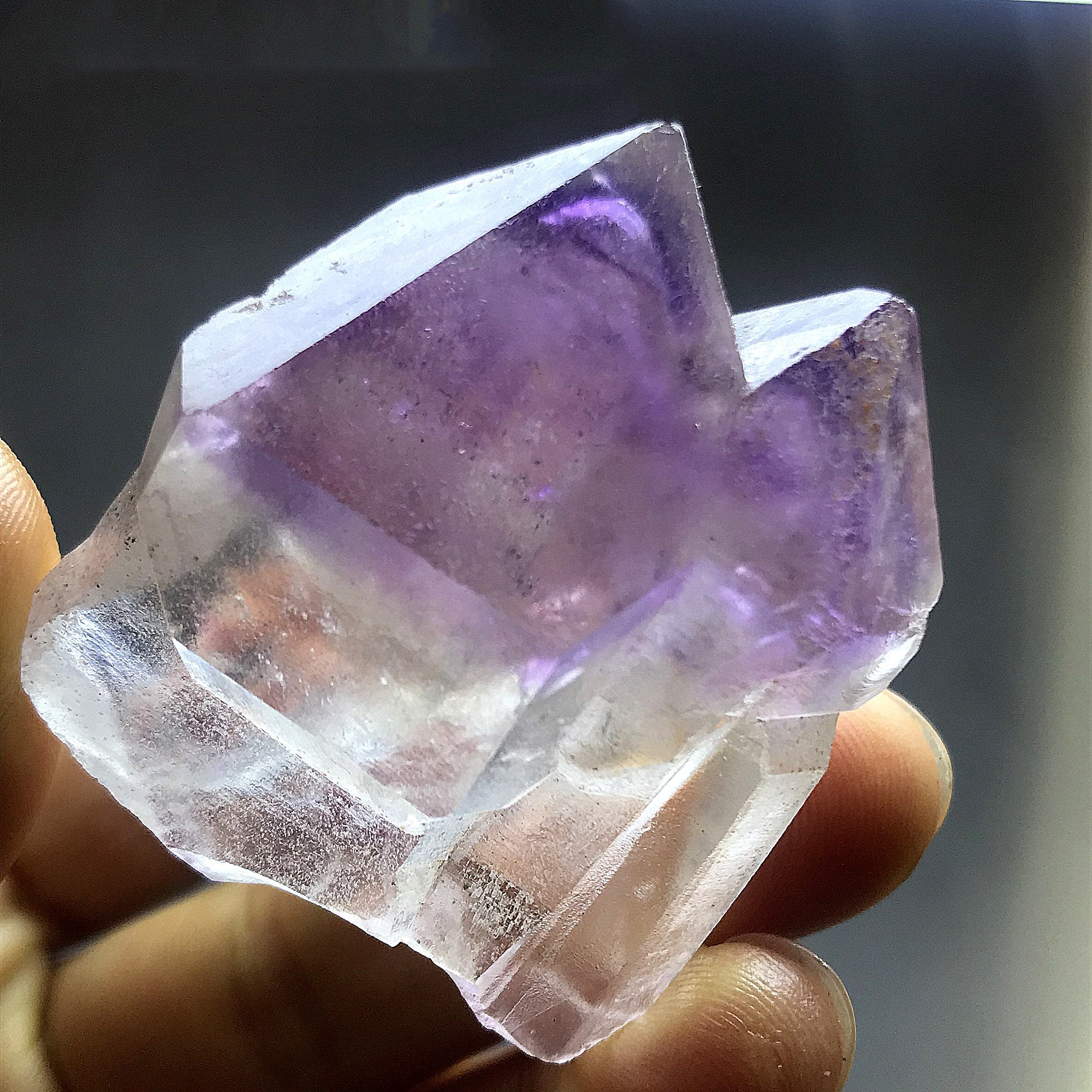 天然紫水晶单尖原石紫色水晶权杖原石骨干水晶矿物