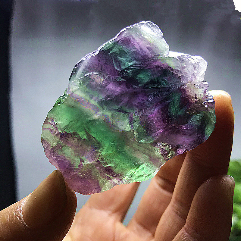 天然水晶原石蓝绿紫彩色漂亮石头萤石矿物标本原石吊坠口袋石