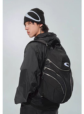 VULCAN双肩15L小容量刺绣LOGO多拉链瑜伽健身背包运动户外旅行包