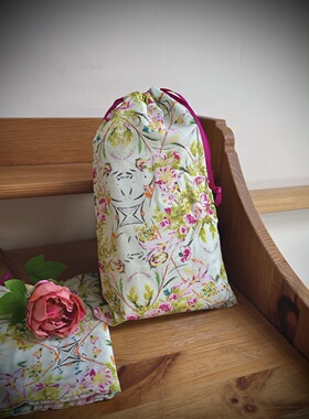 68包邮｜出口欧美原单多用途大容量薄荷淡绿彩色花朵收纳袋束口袋