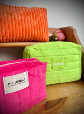 68包邮｜出口外贸尾货荧光糖果色暖橘苹果绿玫红粉毛绒化妆包