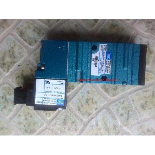 MAC电磁阀411A-DOA-DM-DEDJ-1KJ（现货，顺丰包邮）