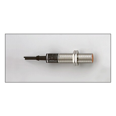 IG0011 Inductive sensor  M18 x 1 AC/DC normally open new
