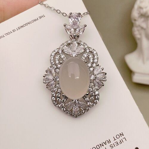 白玛瑙项坠玉髓链石吊时尚