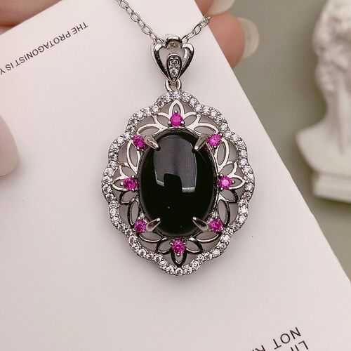 黑玛瑙吊坠玉髓项石链时尚