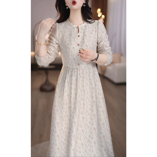 气质长袖连衣裙女2026春秋新款今年流行爆款妈妈显瘦高档提花裙子