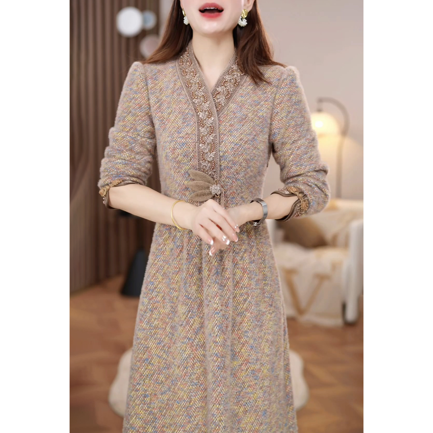 气质配大衣长袖连衣裙女