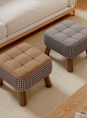 小凳子家用矮凳门口换鞋凳简约客厅沙发凳软包方凳复古实木小板凳