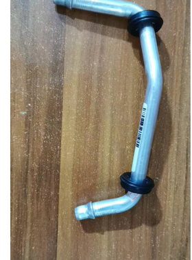 新君威迈锐宝1.6t油管冷却变速箱