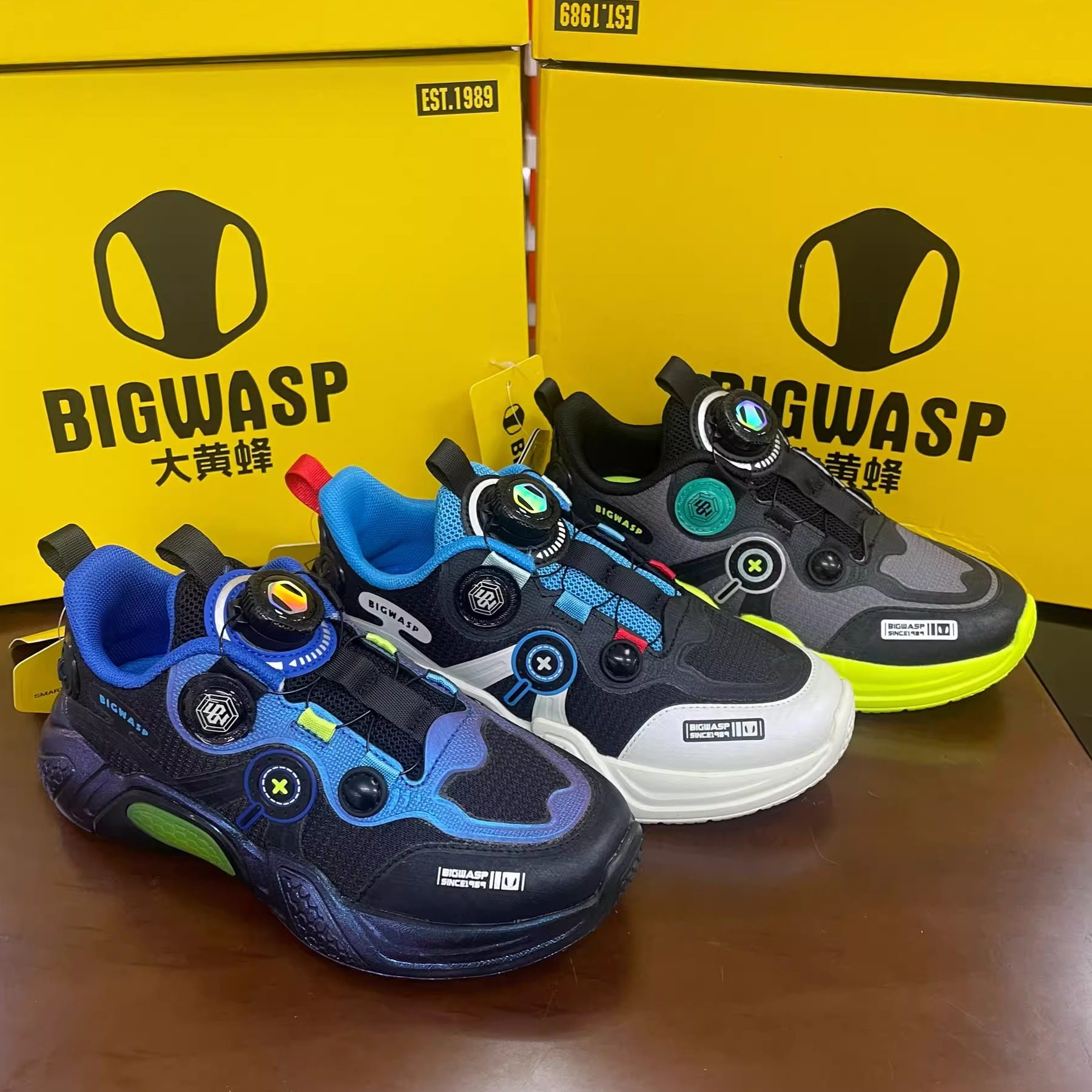 撤柜大黄蜂男童鞋子春秋新款网面透气儿童运动鞋中大童跑步鞋男孩,童鞋/婴儿鞋/亲子鞋,运动鞋,淘宝优惠券,粉丝福利购,淘宝优惠卷