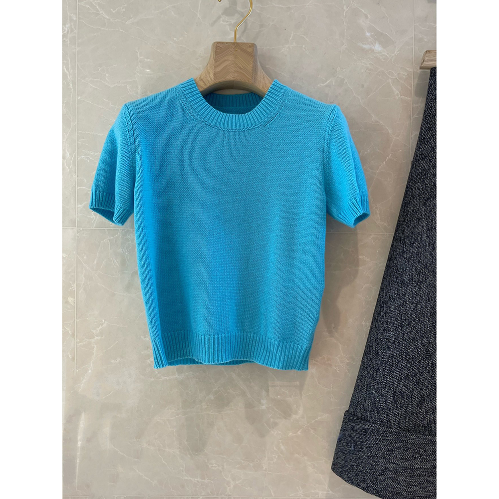 羊毛圆领套头短袖针织上衣