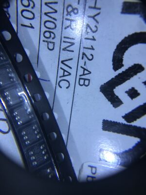 EUP7967A-28VIR1    H017-1 HY2112-AB HZU30B-JTRF IME0103B