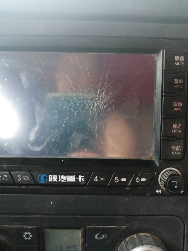 德龙x3000 X3L 陕汽M3000S中控导航一体机外屏触摸屏手写屏电容屏