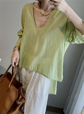 btbstudio 澳洲小众设计 呼吸感大U领平纹落肩上衣