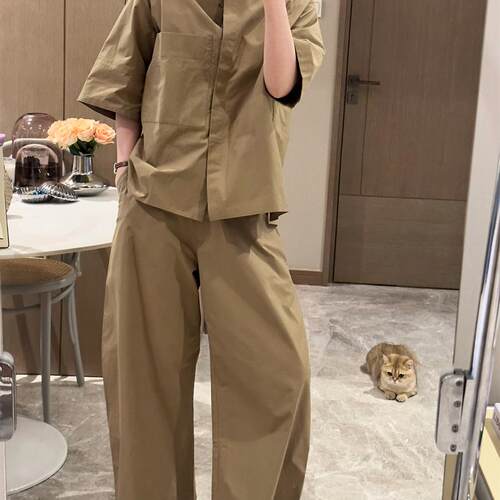 btbstudio 低饱和度文艺高支棉小立领中袖/微弧形阔腿裤