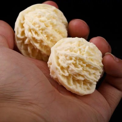 文玩象牙果雕刻核桃象牙果核桃手把件把玩核桃文玩保健球健身手球