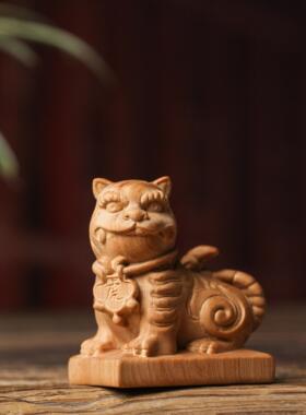 虎爷像复古供奉摆件黄杨木雕