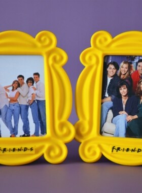 【新品】老友记周边迷你美式黄色相框硅胶超轻送两张替换照片