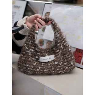 美拉德棕花朵流苏小hobo水桶包帆布包遛弯包小众包包可爱闺蜜礼物