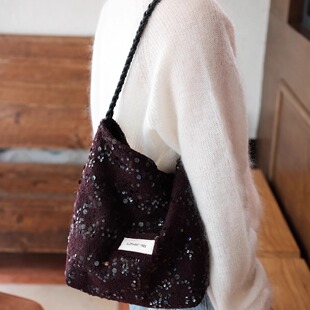 气质酒红亮片百搭女生小众单肩帆布hobo水桶包大容量包包通勤女包