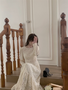 2025年春新韩国东大门圆领连衣裙法式蕾丝刺绣显瘦系带连衣裙