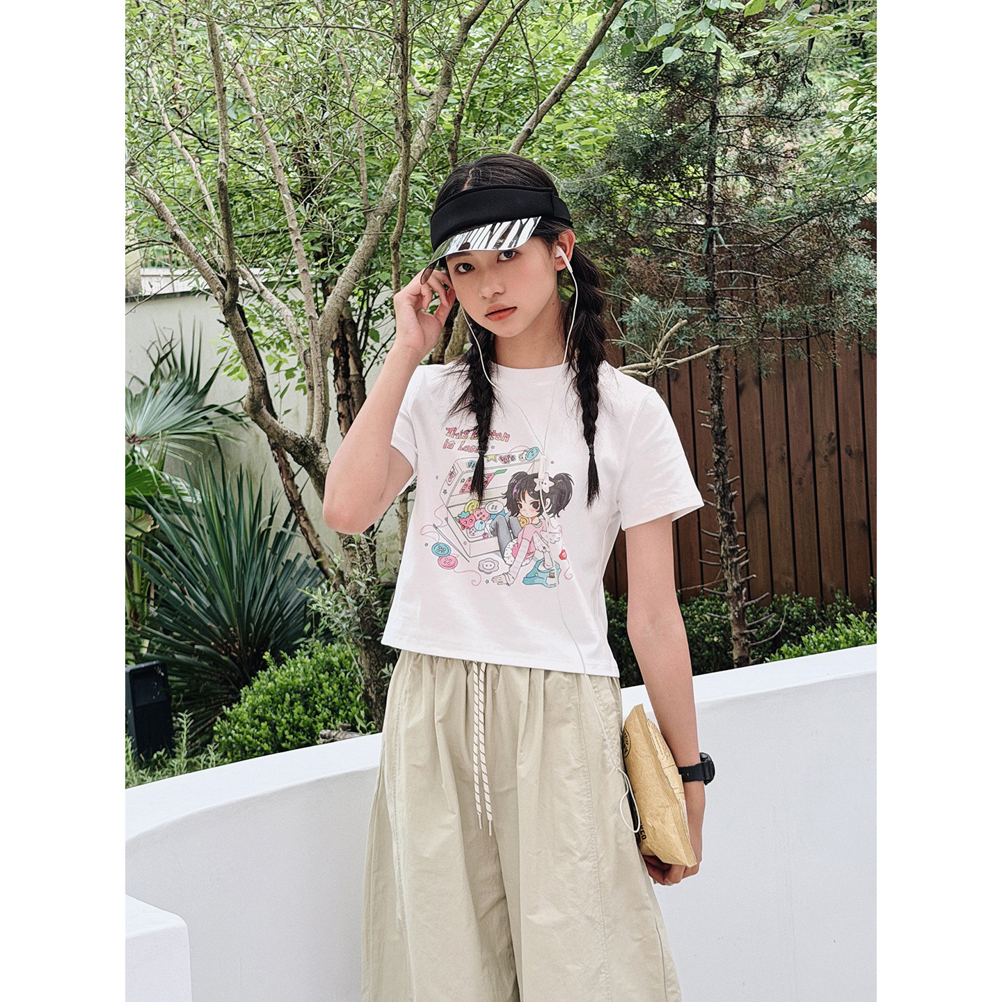 【二次元】初中生女短款T恤2026夏装新款青少年少女正肩短袖上衣图片