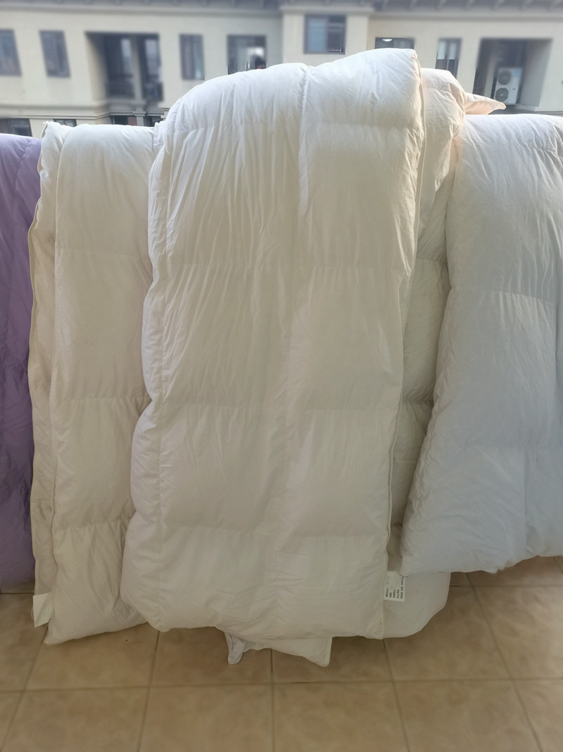 样品处理299起外贸出口原单90白鹅绒儿童单人羽绒冬被135x200瑕疵