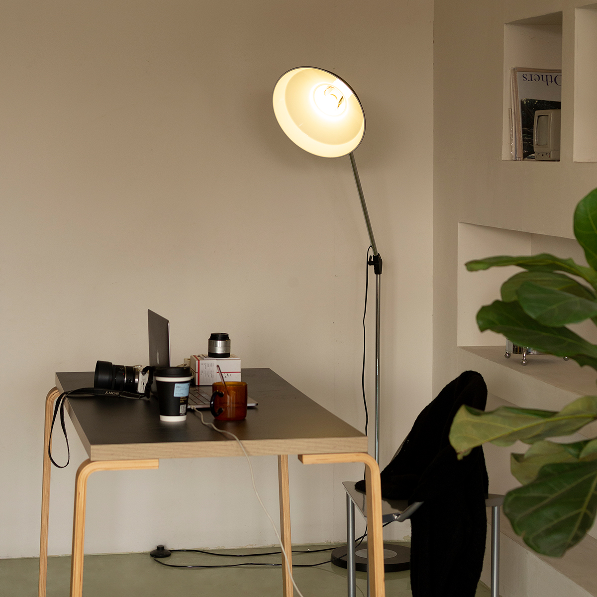 意大利复古折叠摇臂落地灯