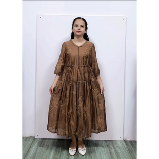秋新款桂系V领七分袖文艺淑女优雅气质宽松A字大摆纯色中长连衣裙