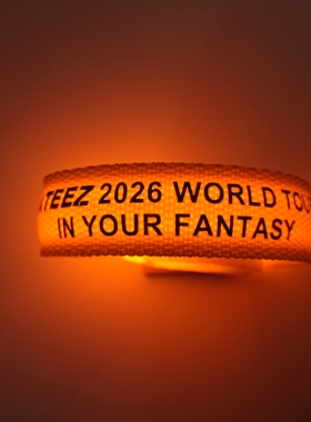 ATEEZ 2026 IN YOUR FANTASY发光应援手环演唱会韩团粉丝周边道具