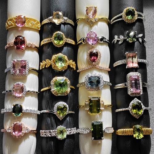 天然碧玺戒指樱花粉碧玺薄荷绿碧玺925银镶嵌戒指镶金级净体火彩