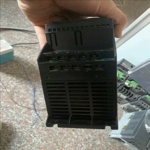 议价变频器 MD200T2.2B（2.2kw） 一台 成色不