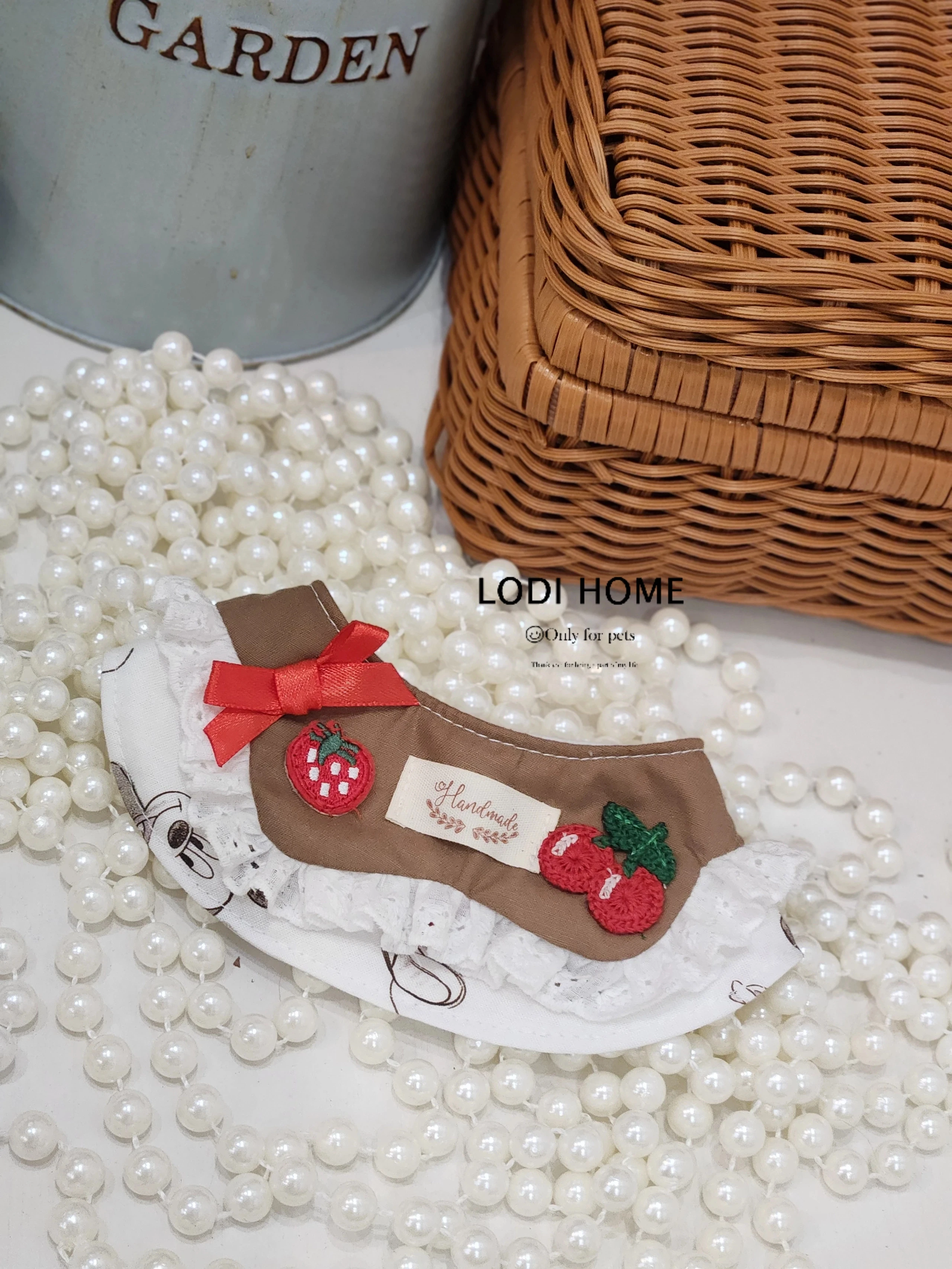 洛迪家比熊贵宾蕾丝花边口水巾猫咪泰迪猫狗宠物小中型犬衣服