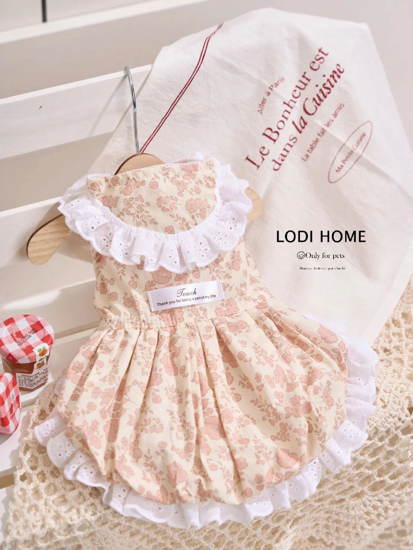 洛迪家春夏比熊贵宾蕾丝碎花连衣裙猫咪泰迪猫狗宠物小中型犬衣服