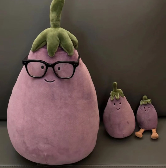 跨境JC茄子玩偶抱枕毛绒公仔新款茄总批发水果公仔网红玩具批发