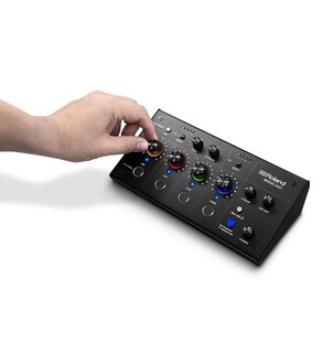罗兰 Roland Bridge Cast 双通道游戏电竞直播混音器 外置声卡