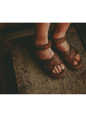 Alice's World荷兰DONSJE儿童魔术贴真皮软底防滑学步凉鞋