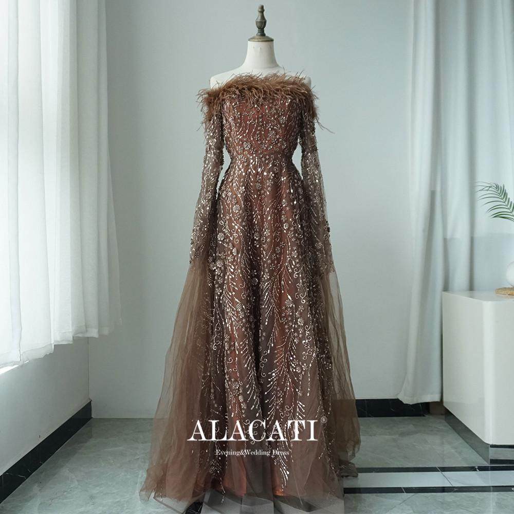 Alacati时尚长裙水袖羽毛晚礼服