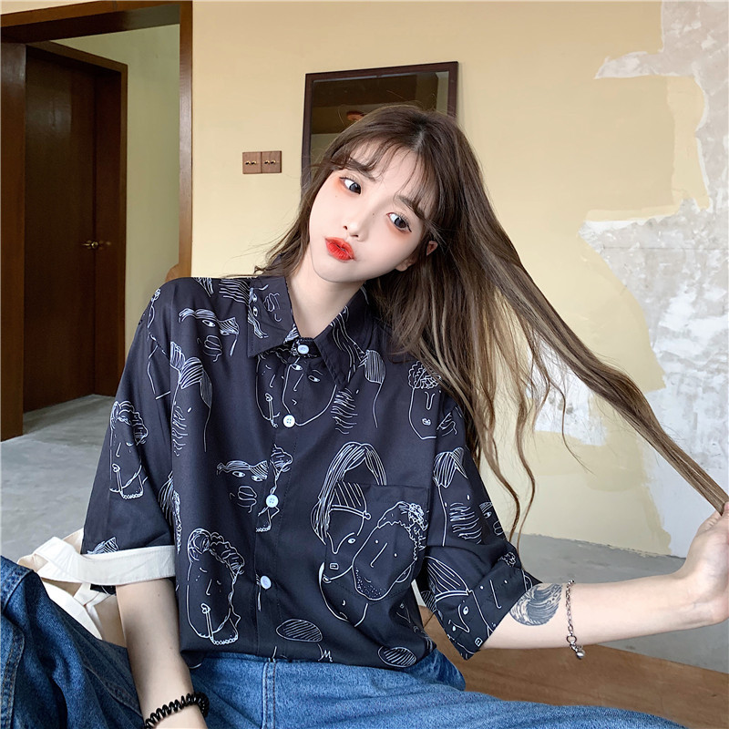 Real shot Summer Short Sleeve Shirt women's design sense minority loose women's wear Japanese retro lazy Hong Kong Style half sleeve