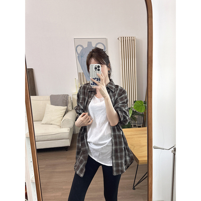 青绿拼色格子中长款轻薄衬衫