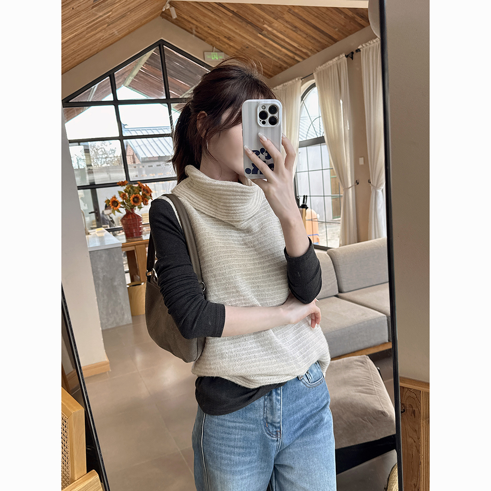 大翻领羊驼绒羊毛无袖针织上衣