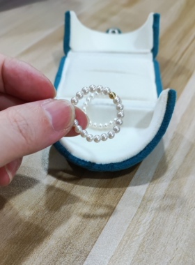 王炸单品万能叠戴施家迷你小珍珠戒指14K包金弹力指环