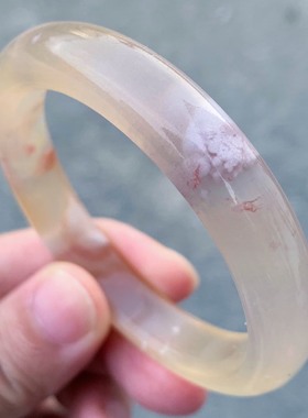 天然冰透黄色细条硬核玛瑙手镯