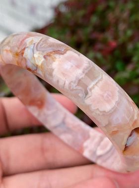 天然粉红色百搭飘花礼物玛瑙手镯