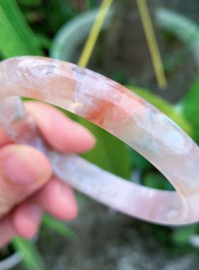 冰透粉绿色细条百搭飘花玛瑙手镯