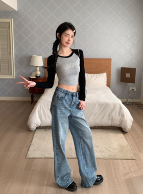 王楚然同款MOMONANA潮流字母带钻插肩长袖T恤显腿长亮钻牛仔裤