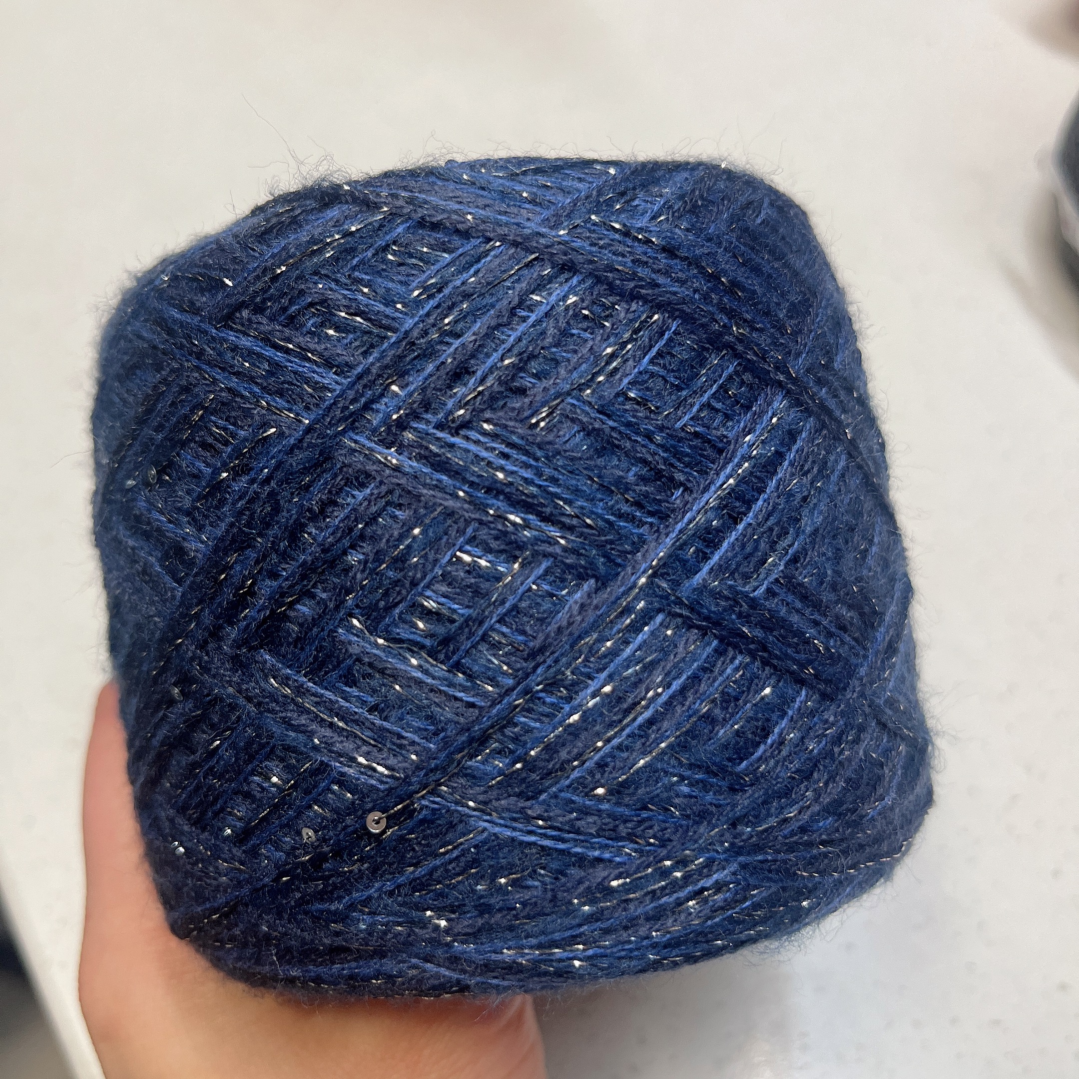 藏蓝色新奥纯羊绒+进口闪丝羊毛马海+羊毛羊绒混纺425g高比例手混