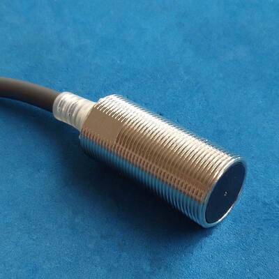 销售接近开关E2E-X2D1-M1TGJ-U-Z 0.3M耐油强化防水感应传感器询
